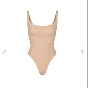 NWT Skims Fits Everyone bodysuit